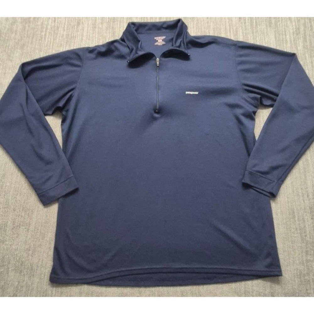 Patagonia men's blue Capilene Midweight 1/4 zip‎ pullover Medium base layer